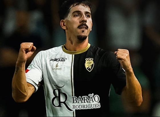 Farense adianta-se ao Belenenses por uma vaga na II Liga da pr&oacute;xima &eacute;poca