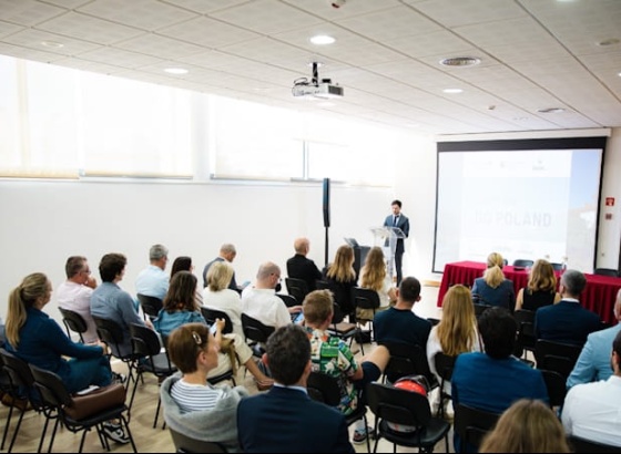 Semin&aacute;rio reuniu em Lagoa representantes institucionais e empresariais de Portugal e Pol&oacute;nia 