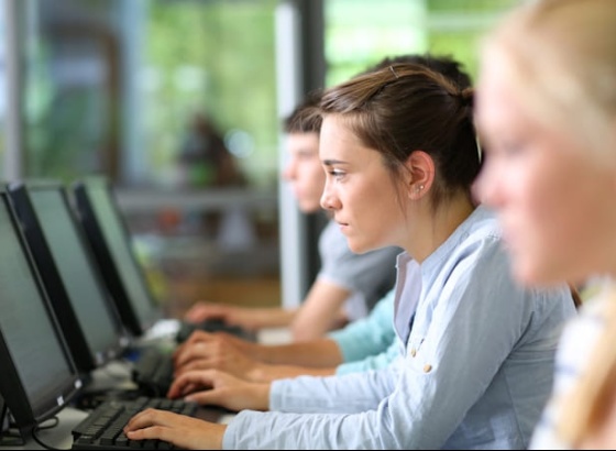 Plataforma da Universidade do Algarve lan&ccedil;a funcionalidade que prepara alunos para provas digitais