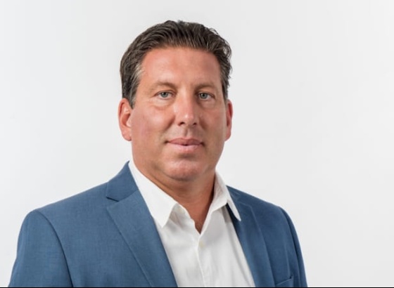 Dinis Nascimento &eacute; o novo presidente do PS Albufeira