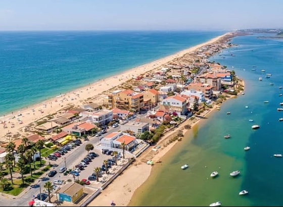Programa Ver&atilde;o Ativo garante sa&uacute;de e bem-estar na Praia de Faro