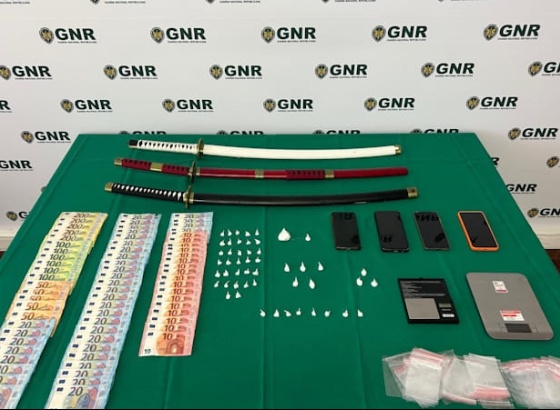 Homem e mulher detidos em Albufeira durante opera&ccedil;&atilde;o rodovi&aacute;ria da GNR 