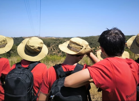 80 jovens &ldquo;a postos&rdquo; para vigiar &aacute;reas florestais no interior de Loul&eacute;