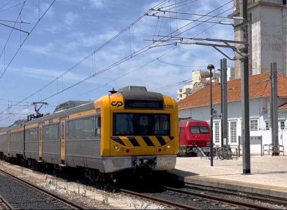 Comboios el&eacute;tricos come&ccedil;am a circular na Linha do Algarve a partir de 19 de julho  