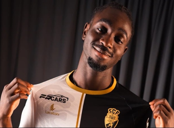 M&eacute;dio franc&ecirc;s Joseph Nduquidi refor&ccedil;a Farense por duas &eacute;pocas