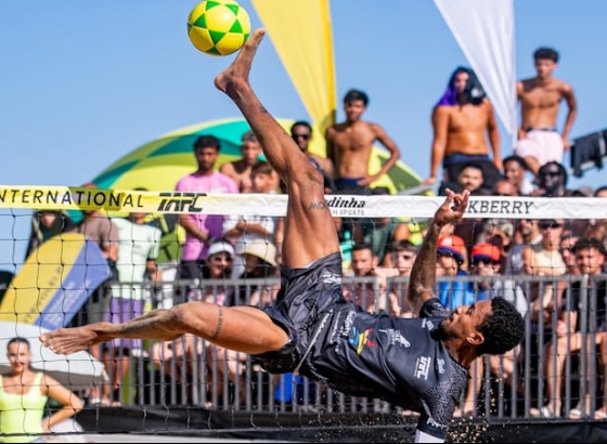 Albufeira recebeu mais uma edi&ccedil;&atilde;o do Footvolley World Tour