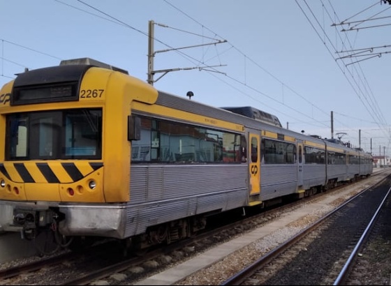 PCP defende que investimento deve continuar mesmo com comboio el&eacute;trico na Linha do Algarve