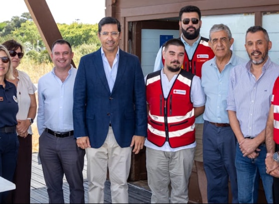 Albufeira refor&ccedil;a assist&ecirc;ncia a banhistas com Posto de Socorro na Praia da Rocha Baixinha