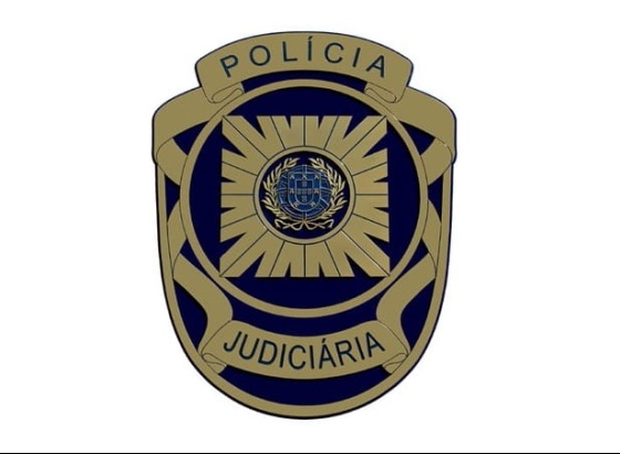 M&atilde;e e amante detidos por suspeitas de abuso sexual da filha menor em Albufeira