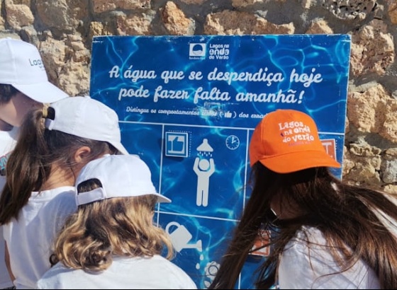 Lagos assinala 40 anos do Programa Bandeira Azul nas praias do concelho