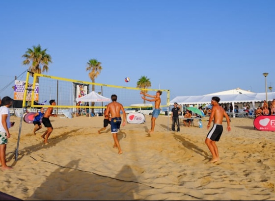 Festival gratuito junta desporto, m&uacute;sica e cultura na Praia de Faro