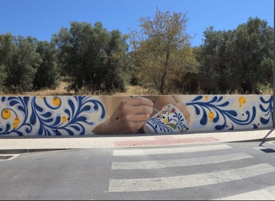 Porches ganha novo mural dedicado &agrave; tradi&ccedil;&atilde;o da olaria