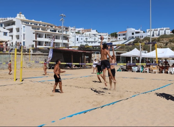 Conhecidos campe&otilde;es da final de voleibol de praia Albufeira 2026