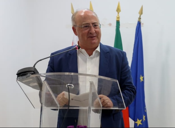 Ministro Jos&eacute; Manuel Fernandes participou em semin&aacute;rio sobre futuro da agricultura algarvia 