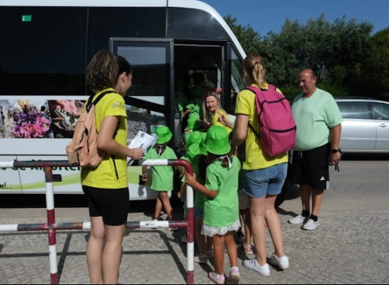 S&atilde;o Br&aacute;s de Alportel assegura transporte escolar gratuito 