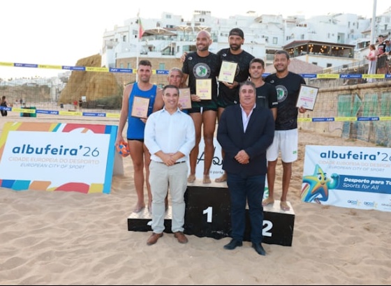F&aacute;bio Murra&ccedil;as e Ant&oacute;nio Custodinho vencem circuito de futev&oacute;lei Ver&atilde;o Desportivo em Albufeira