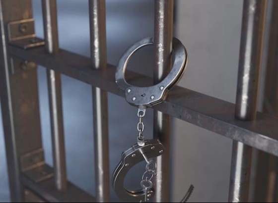 Suspeito de duplo homic&iacute;dio em Lagos fica em pris&atilde;o preventiva