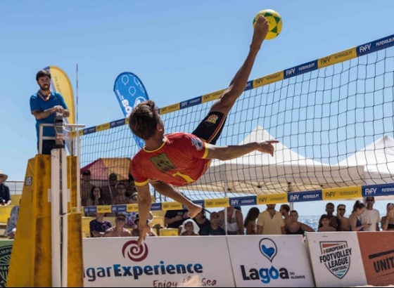 Praia de Carvoeiro foi palco da final do Campeonato Nacional de Futev&oacute;lei
