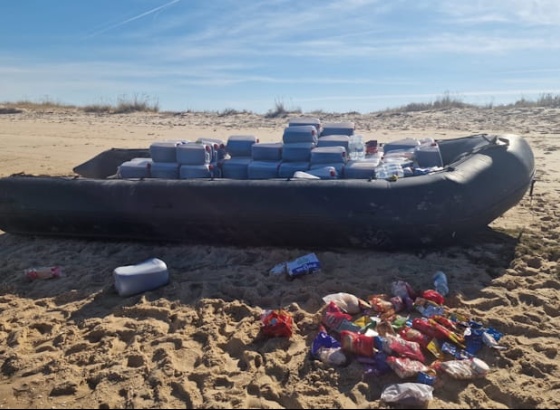 Pol&iacute;cia Mar&iacute;tima apreende embarca&ccedil;&atilde;o com 2.600 litros de combust&iacute;vel na Ria Formosa