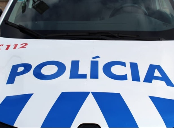 Homem detido em Faro com mais de 10 mil doses de coca&iacute;na e uma arma de fogo