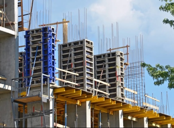 Deputados do PS visitam obras de habita&ccedil;&atilde;o em v&aacute;rios concelhos do Algarve 