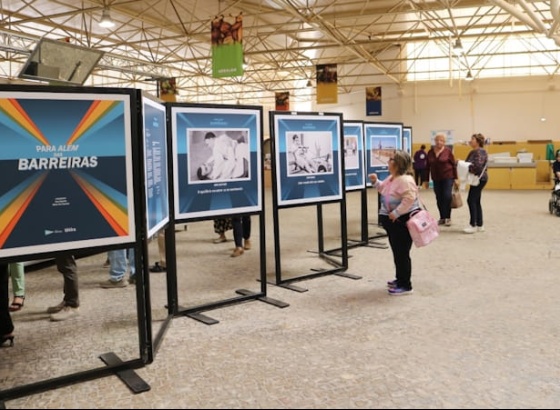 Mercado Municipal de Tavira inaugurou exposi&ccedil;&atilde;o &ldquo;Para Al&eacute;m das Barreiras&rdquo;