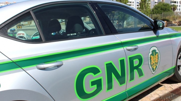 GNR apreendeu diversas armas em investigação por violência doméstica em Quarteira