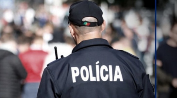PSP faz detenções em Portimão, Faro e Vila Real de Stº António por diversos crimes