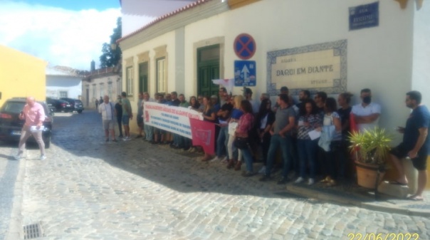 Greve: Bloco de Esquerda apoia reivindicações dos trabalhadores da Águas do Algarve  