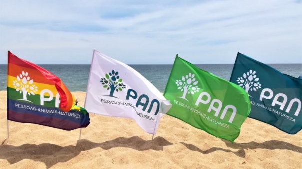 PAN solicita hastear da bandeira LGBTI + em Faro