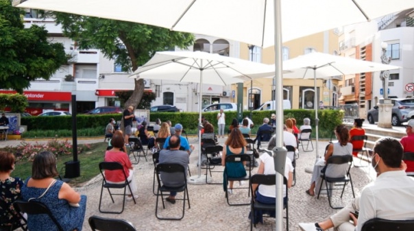 Iniciativa “Verão Azul” assinala centenário de Saramago em Portimão
