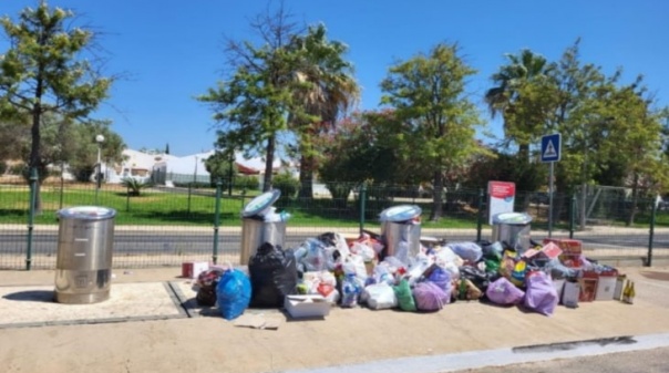 PSD Loulé exige explicações sobre "problemas crónicos" ligados à recolha de lixo no verão 