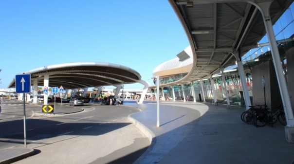 Aeroporto de Faro com 3,46 milhões de passageiros no primeiro semestre
