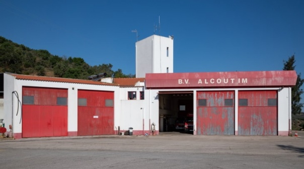 Bombeiros Voluntários de Alcoutim recebem apoio do município para aquisição de equipamentos