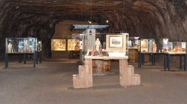 Mina de sal-gema de Loulé acolhe exposição de arte sacra de Sta. Bárbara