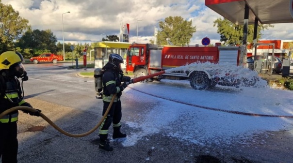 Comando Regional de Emergência e Proteção Civil do Algarve testou resposta a acidente envolvendo substâncias perigosas