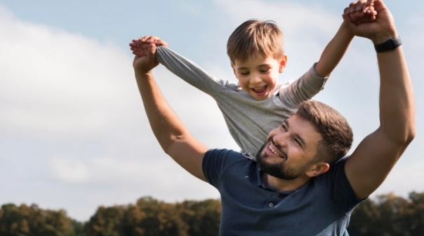 Como construir uma relação de amizade entre pai e filho