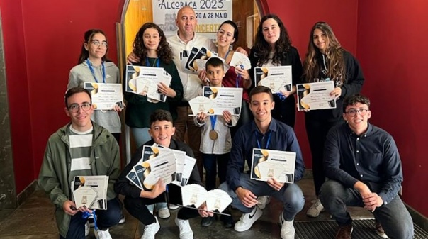 Jovens acordeonistas algarvios distinguidos em troféu nacional e concurso internacional