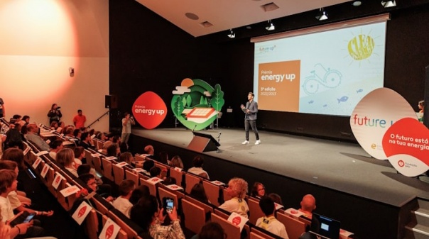 Escola algarvia arrecada prémio em concurso nacional para a transição energética