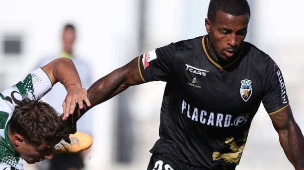 Farense perde com o Moreirense
