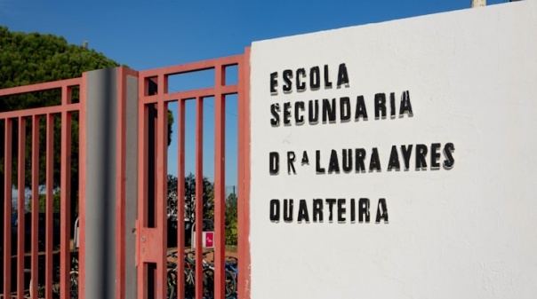 Aluno agredido em escola de Quarteira foi assistido no Hospital de Faro