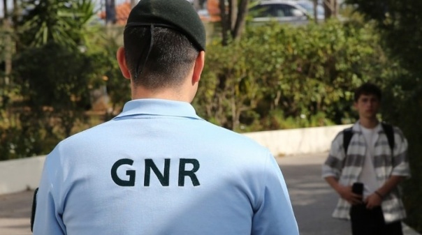 Militar acusado de torturar condutores no posto da GNR de Quarteira