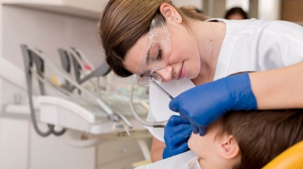 Valor dos cheques dentista sobe e emissão é alargada à Linha Saúde 24