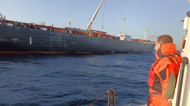 Tripulante de navio mercante resgatado a 10 milhas a Sul de Sagres