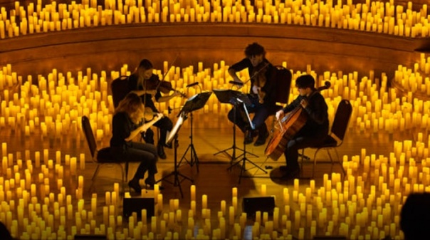 Algarve recebe concertos Candlelight com milhares de velas LED recicladas