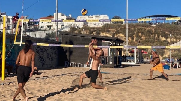 Torneio em Albufeira recebe 16 dos melhores jogadores de volleyball de praia do país