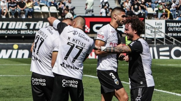 Farense quer dar “mais uma alegria” aos adeptos na despedida da época