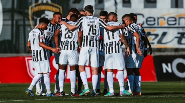 Portimonense espera redimir-se de época irregular no play-off