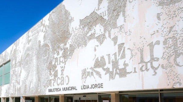Biblioteca Municipal de Albufeira com acesso a livros digitais   