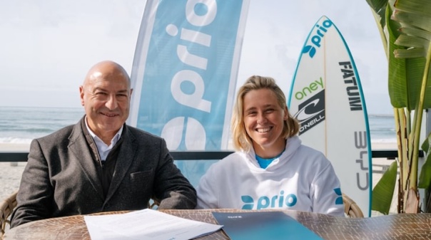 PRIO renova parceria com a surfista algarvia Yolanda Hopkins